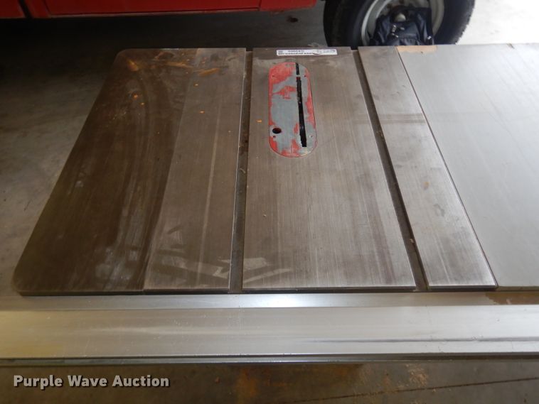 image for item GX9969 Delta table saw