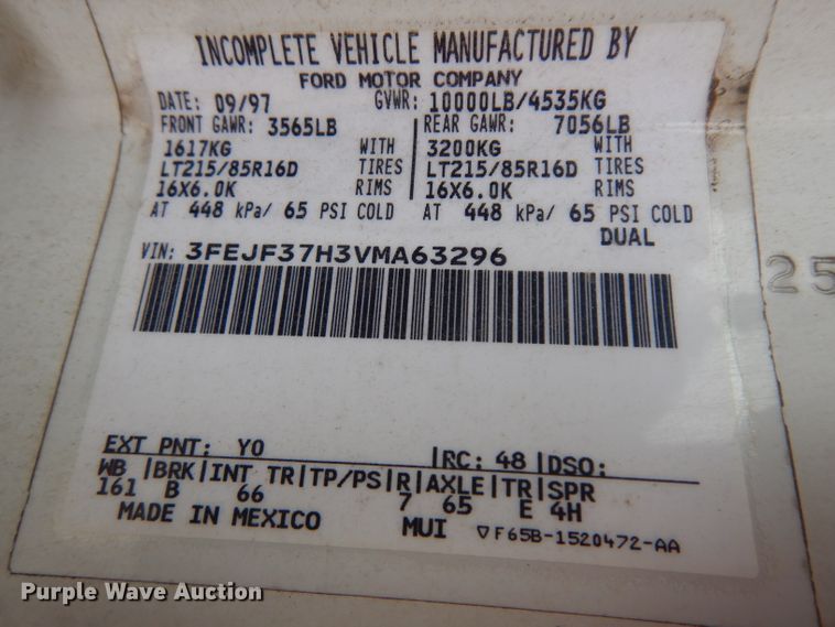 image for item GX9979 1997 Ford F350 box truck