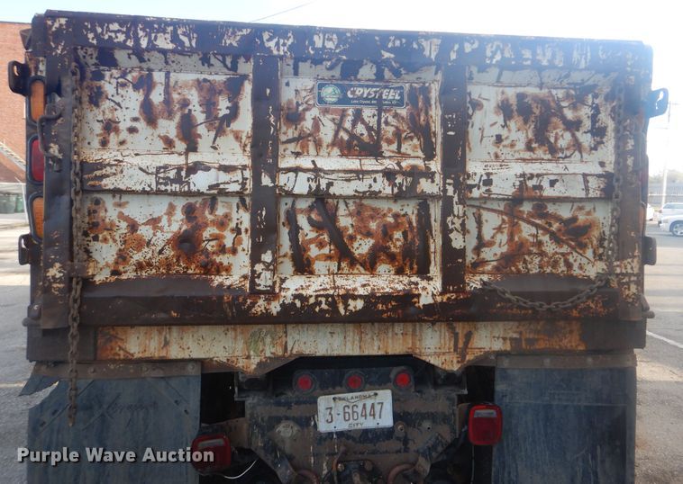 image for item GY9748 2001 International 2554 dump truck