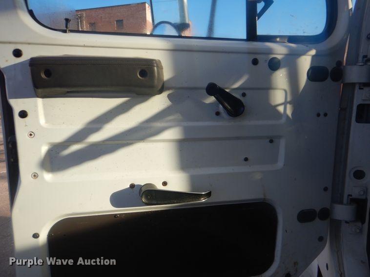 image for item GY9748 2001 International 2554 dump truck