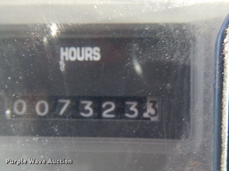 image for item GY9748 2001 International 2554 dump truck