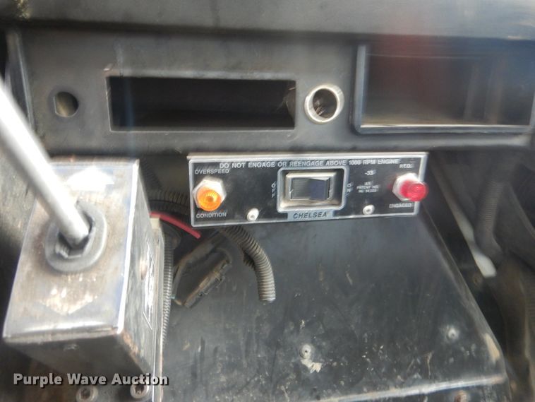 image for item GY9748 2001 International 2554 dump truck