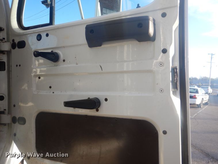 image for item GY9748 2001 International 2554 dump truck