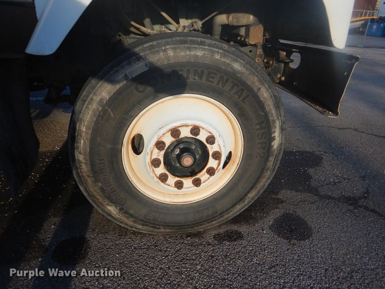 image for item GY9748 2001 International 2554 dump truck