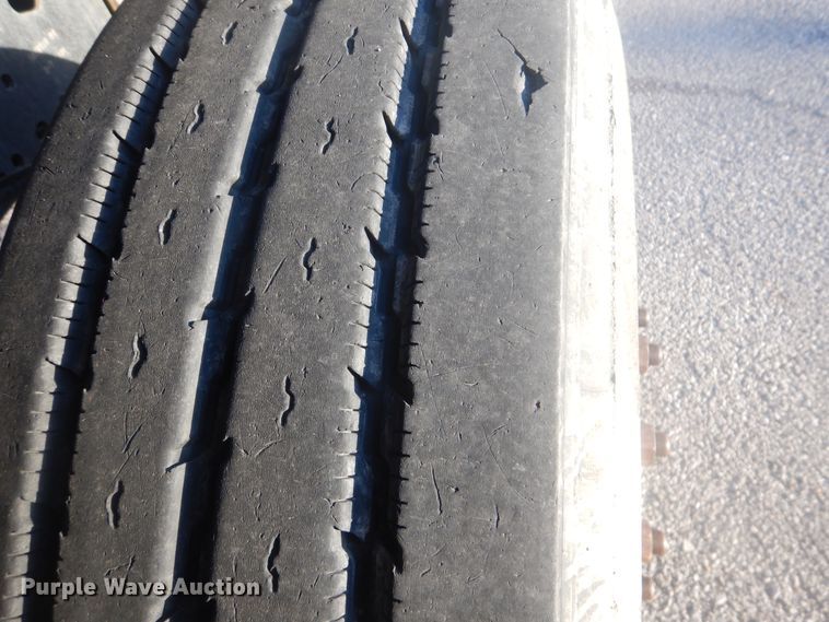 image for item GY9748 2001 International 2554 dump truck