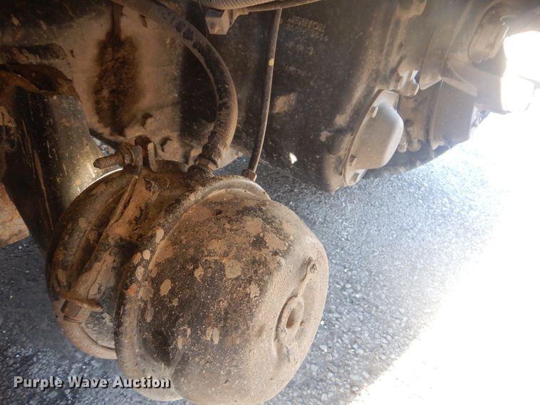 image for item GY9748 2001 International 2554 dump truck