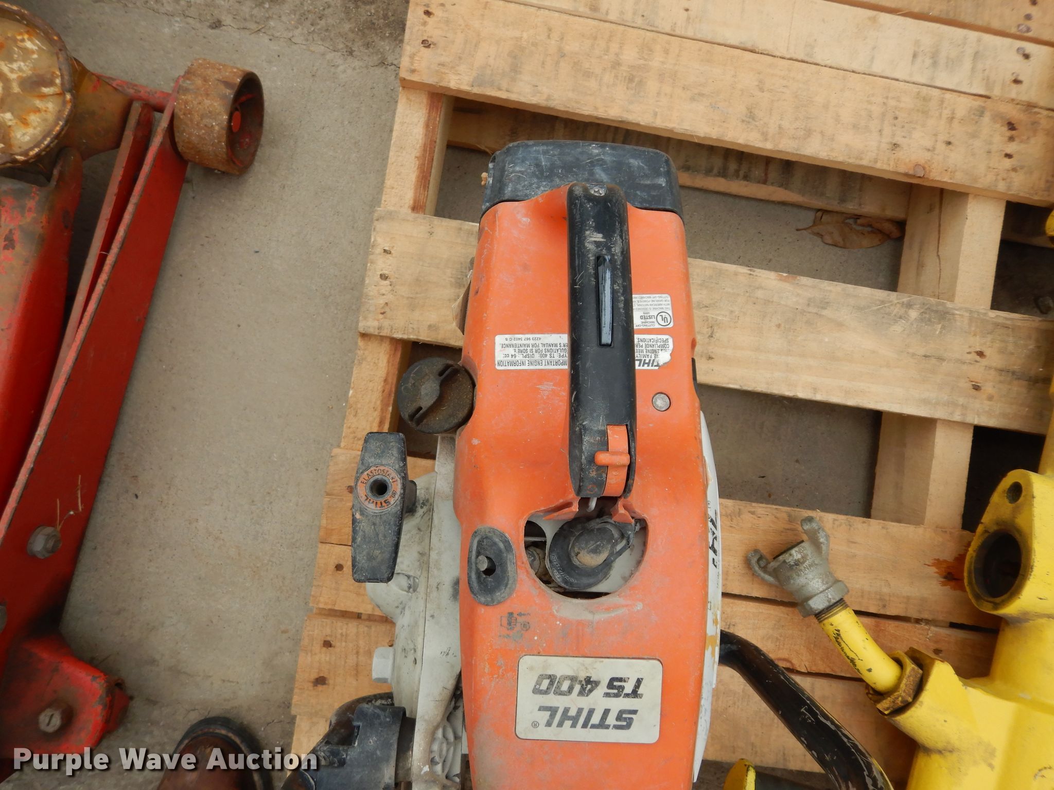 Tools in Kansas City, KS Item FD9979 sold Purple Wave