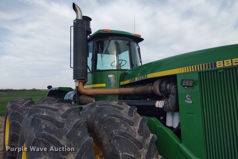 image for item DE6906 1984 John Deere 8850 4WD tractor