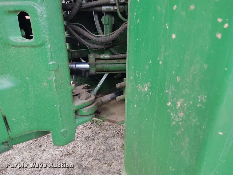 image for item DE6906 1984 John Deere 8850 4WD tractor