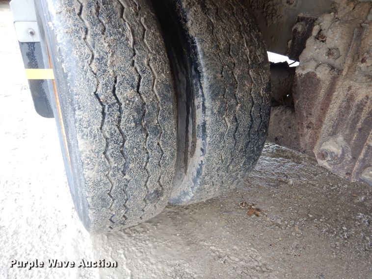 image for item DF3013 2008 Eby livestock trailer