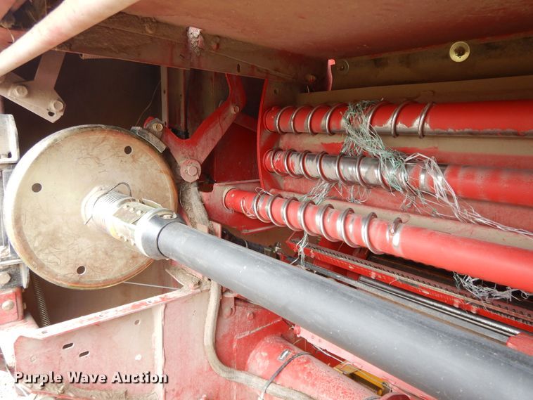 image for item DF5993 2008 New Holland BR7070 round baler