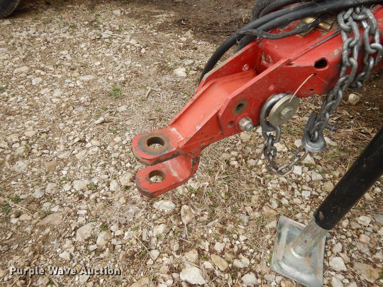 image for item DF5994 2006 New Holland BR780A round baler