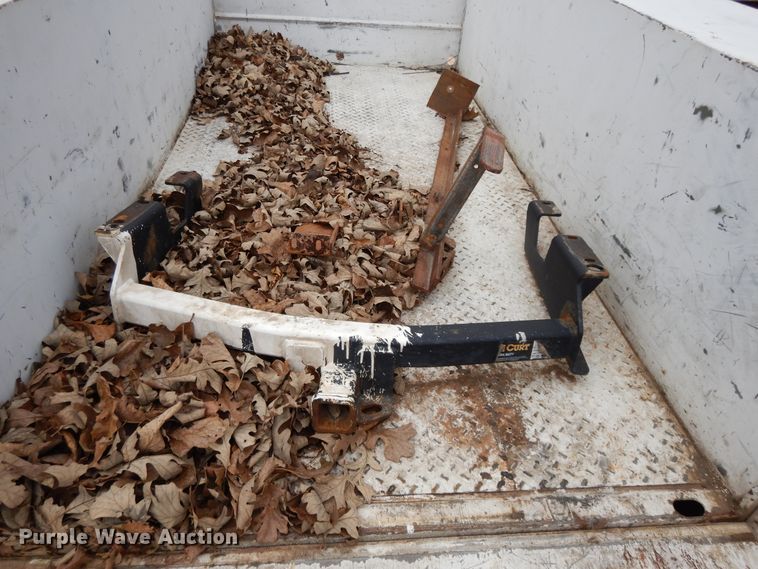 image for item DF5995 Reading SLU98ASW WRRLLH2 utility bed