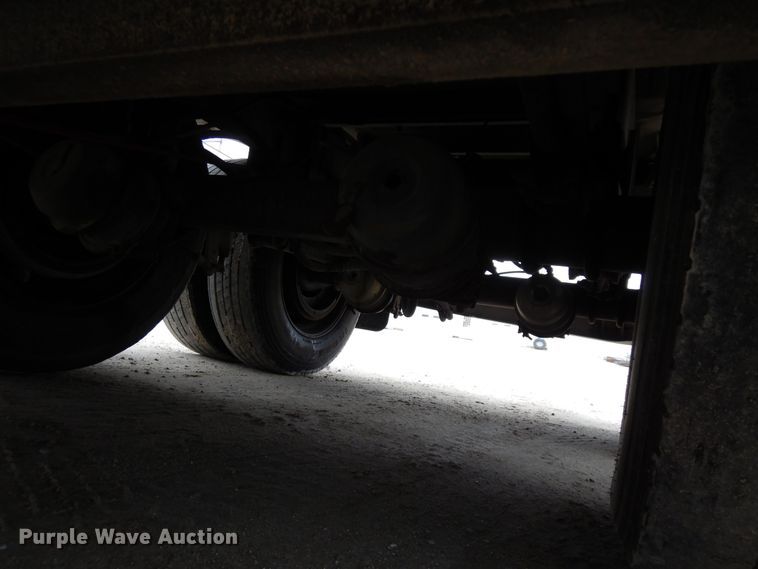 image for item DF6663 1996 Barret Baci livestock trailer