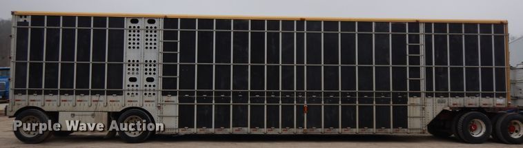 image for item DF6664 2007 Merrit livestock trailer