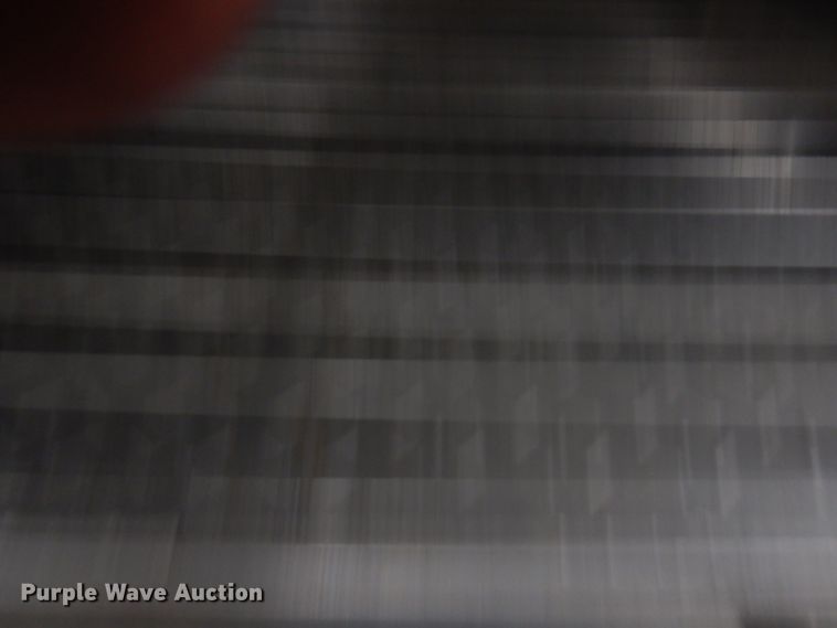 image for item DF6664 2007 Merrit livestock trailer