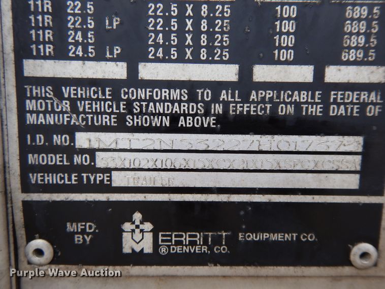 image for item DF6664 2007 Merrit livestock trailer