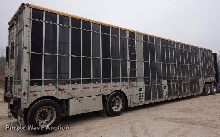 image for item DF6665 2009 Merrit livestock trailer