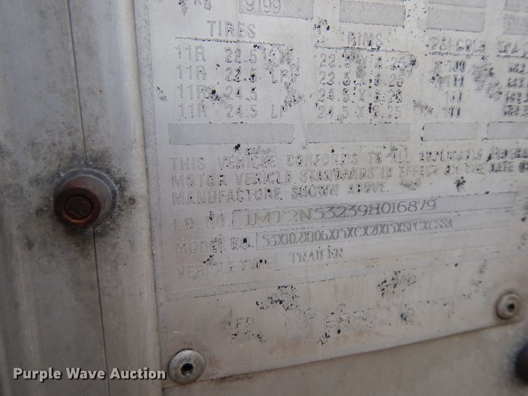 image for item DF6665 2009 Merrit livestock trailer