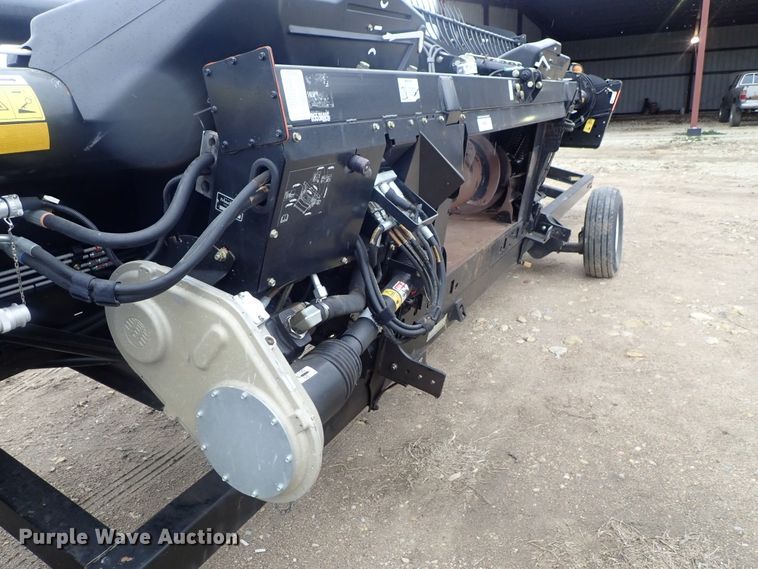 image for item DG3022 2013 MacDon FD75-S flex draper head