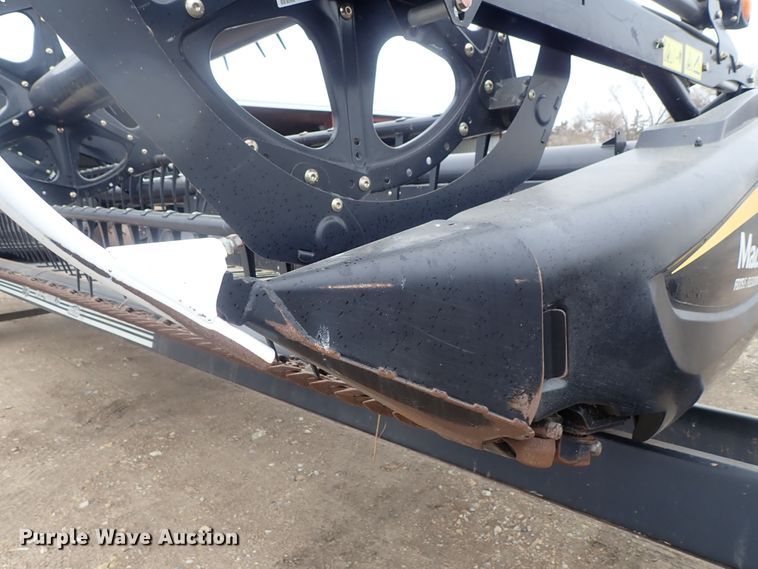 image for item DG3022 2013 MacDon FD75-S flex draper head