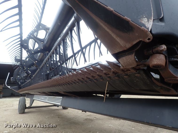 image for item DG3022 2013 MacDon FD75-S flex draper head