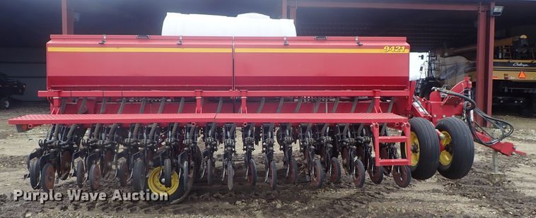 image for item DG3024 Sunflower 9421 grain drill