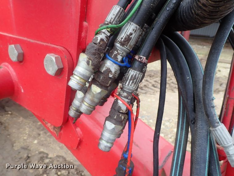 image for item DG3024 Sunflower 9421 grain drill