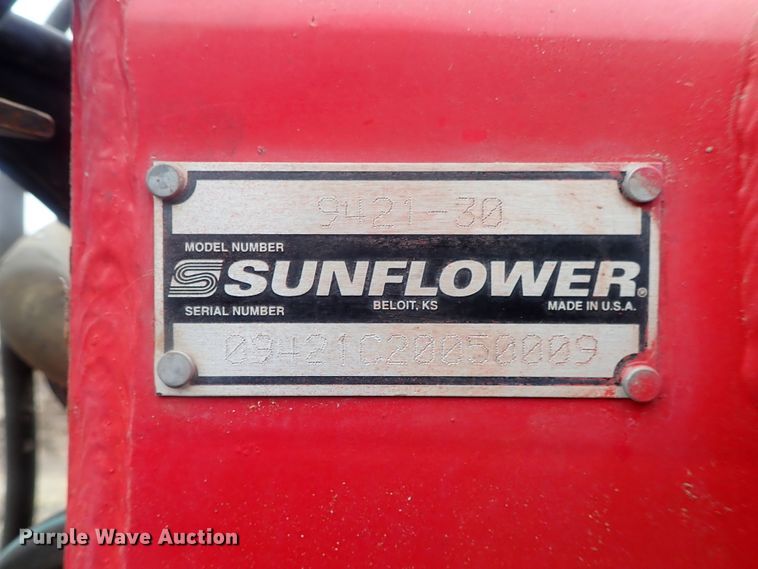 image for item DG3024 Sunflower 9421 grain drill