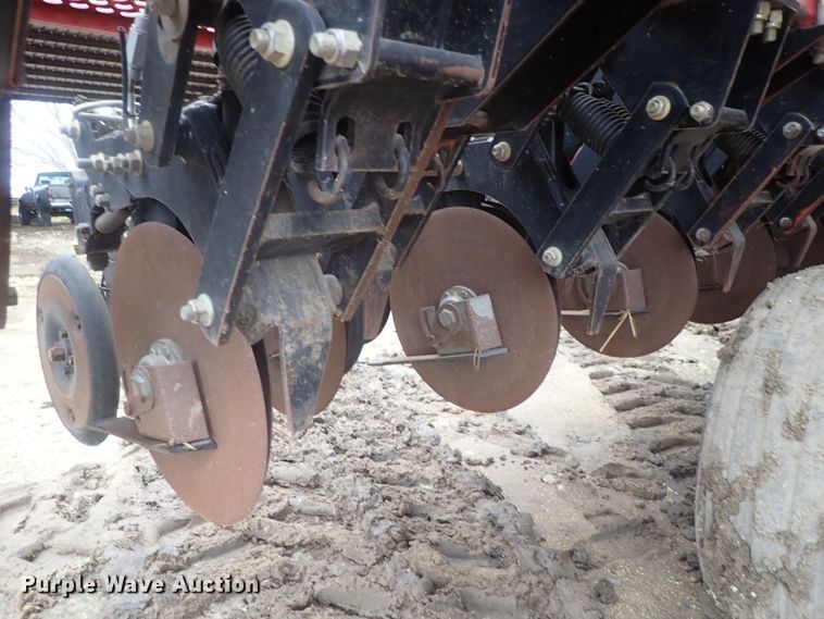 image for item DG3024 Sunflower 9421 grain drill