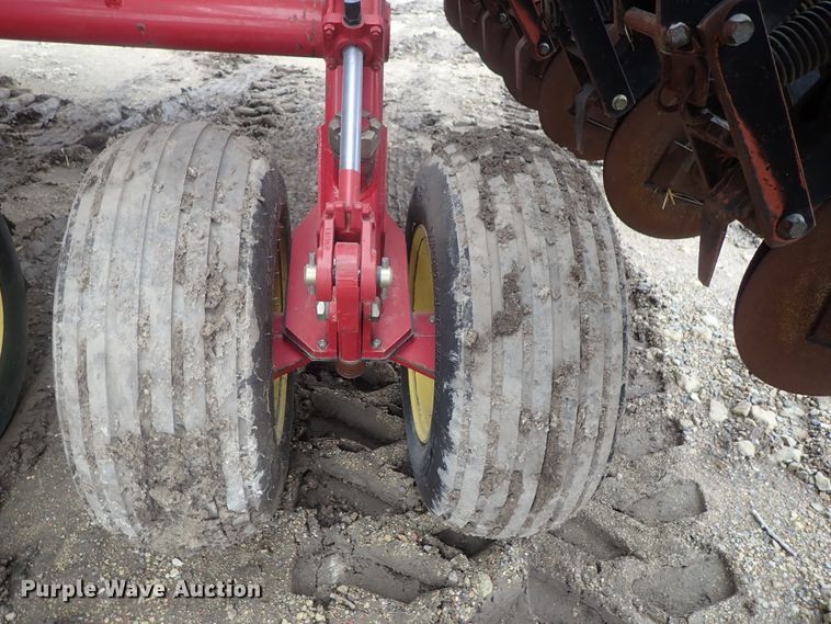 image for item DG3024 Sunflower 9421 grain drill