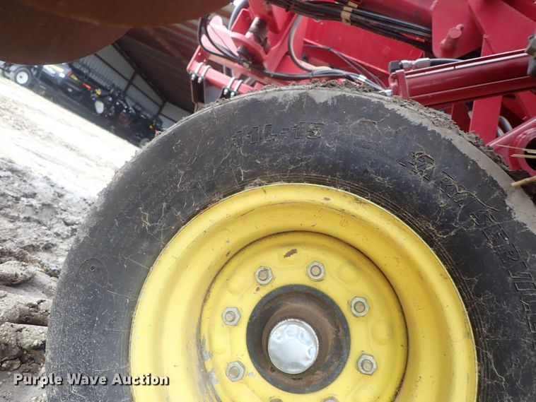 image for item DG3024 Sunflower 9421 grain drill