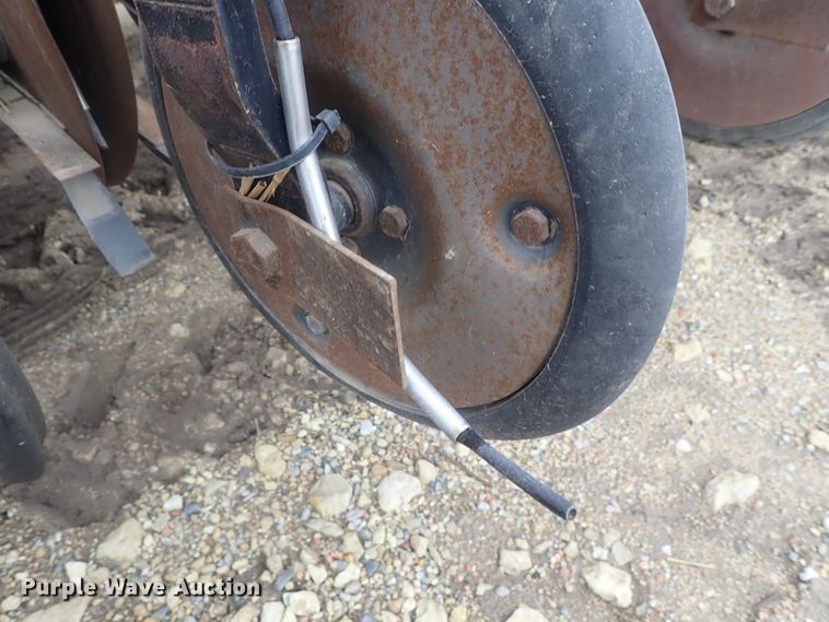 image for item DG3024 Sunflower 9421 grain drill