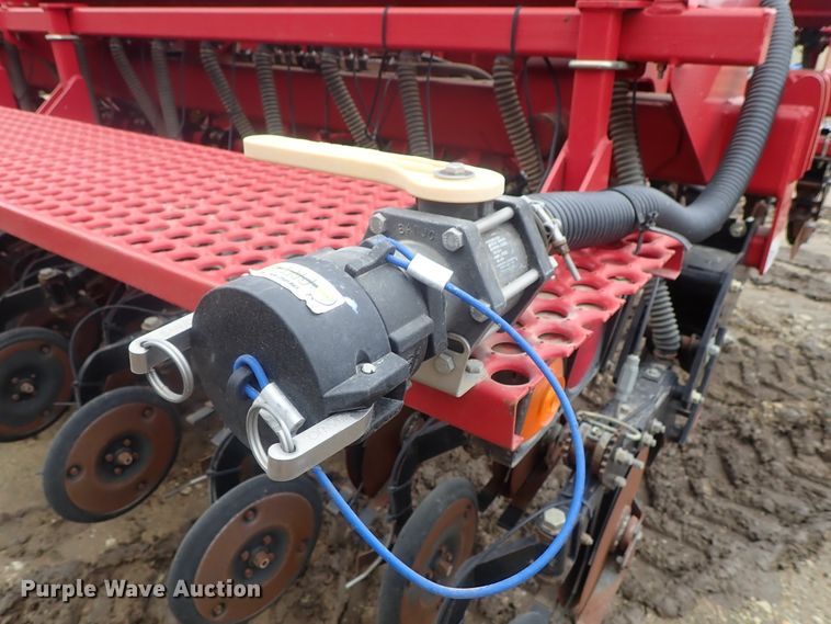 image for item DG3024 Sunflower 9421 grain drill