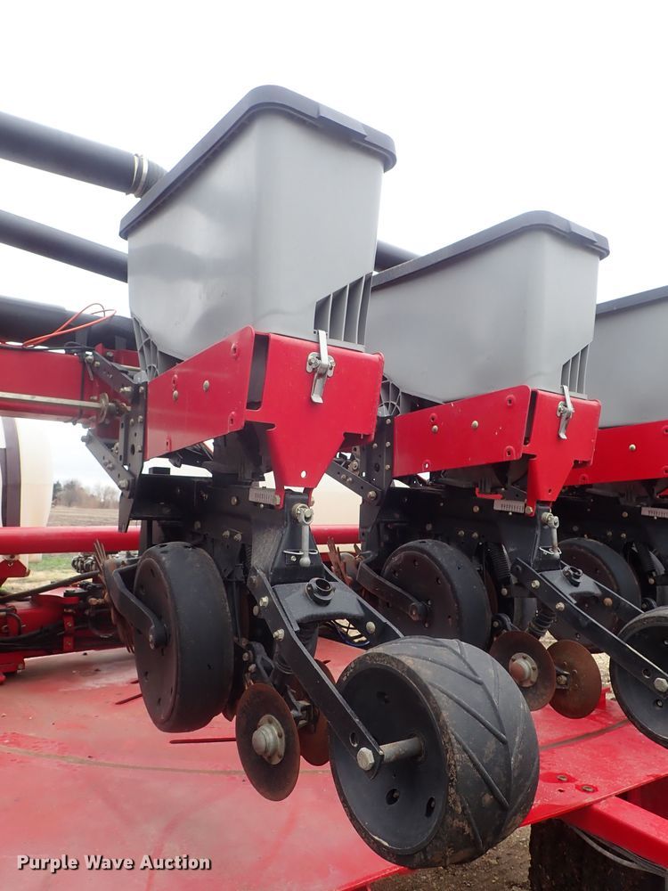 image for item DG3026 2004 Case IH 1200 no-till planter