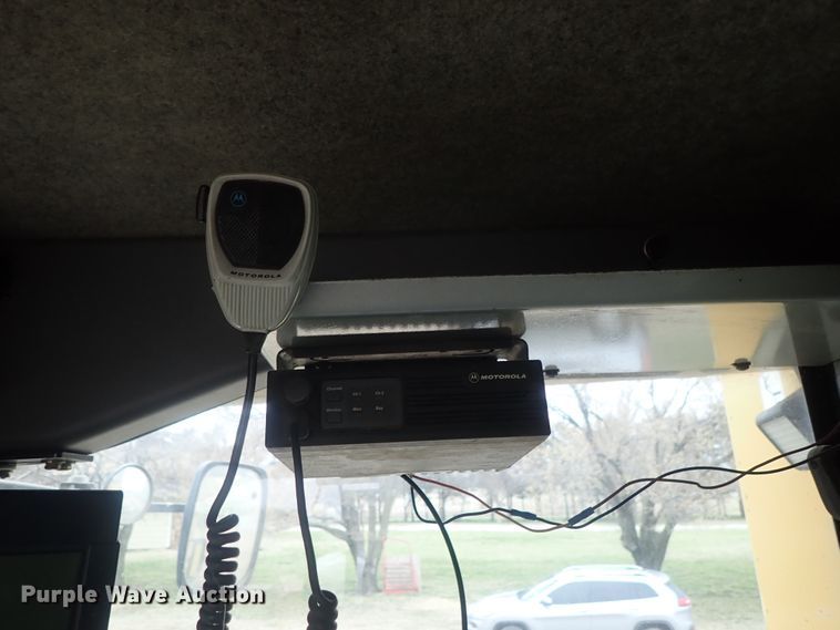 image for item DG3028 2005 Challenger 670 RWA combine