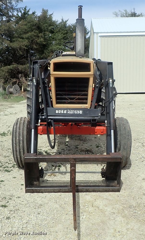 image for item DG3052 Case 970 tractor