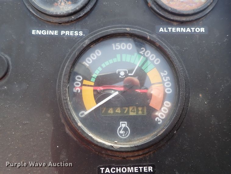 image for item DG3052 Case 970 tractor