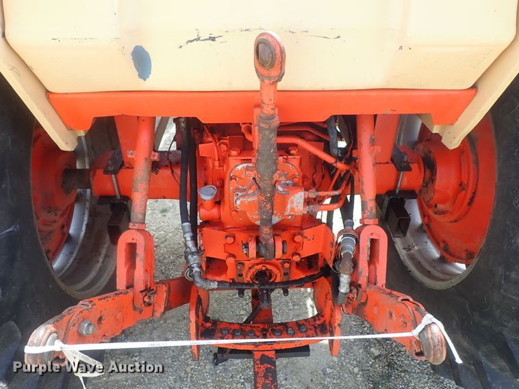 image for item DG3052 Case 970 tractor