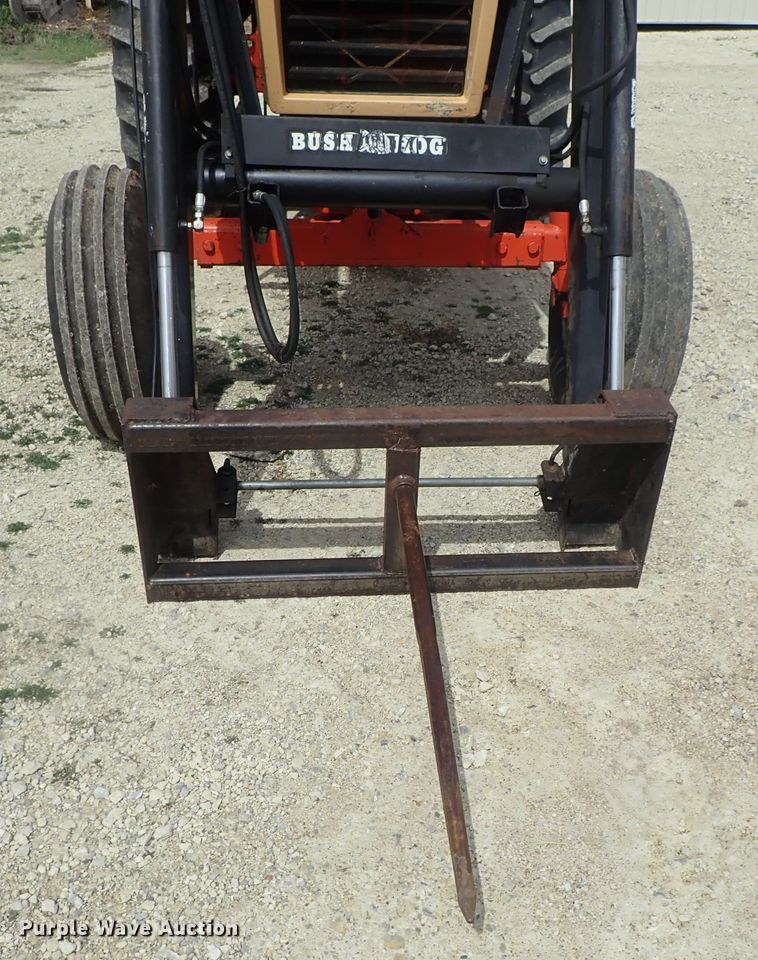 image for item DG3052 Case 970 tractor