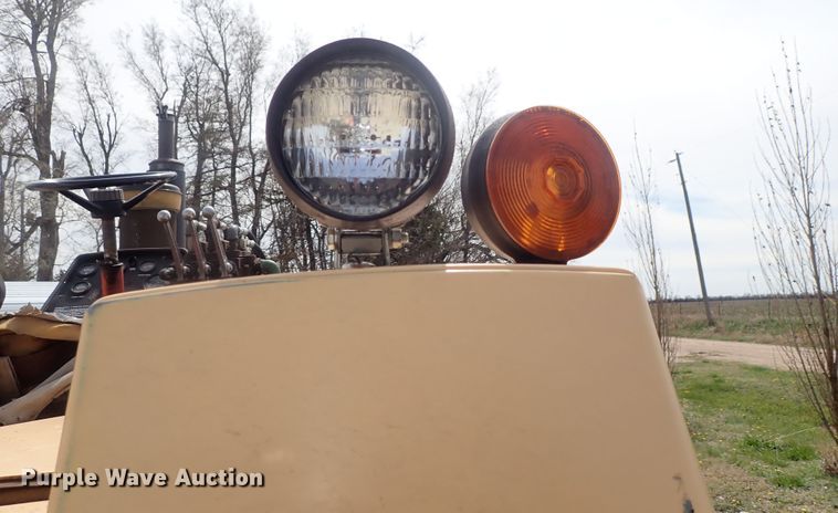 image for item DG3052 Case 970 tractor