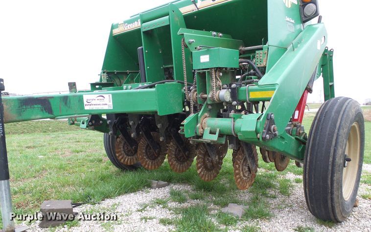 image for item DG5596 Great Plains 706NT no-till grain drill