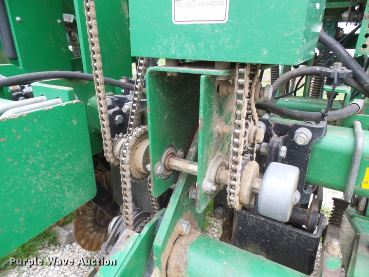 image for item DG5596 Great Plains 706NT no-till grain drill