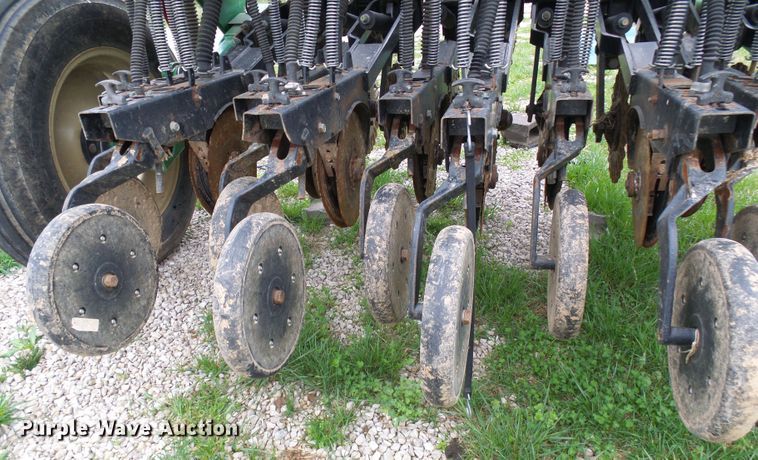 image for item DG5596 Great Plains 706NT no-till grain drill