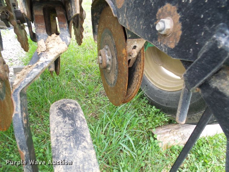 image for item DG5596 Great Plains 706NT no-till grain drill