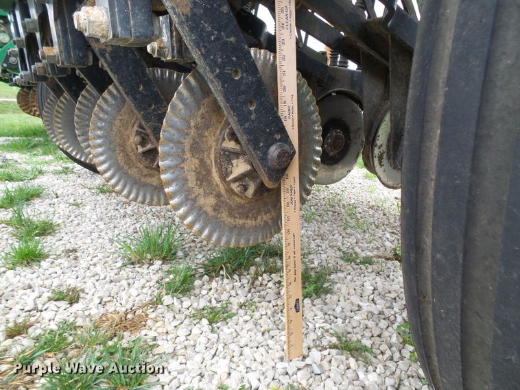 image for item DG5596 Great Plains 706NT no-till grain drill