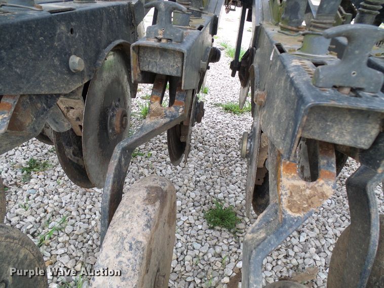 image for item DG5596 Great Plains 706NT no-till grain drill