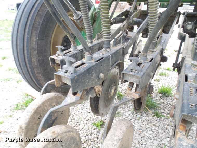 image for item DG5596 Great Plains 706NT no-till grain drill