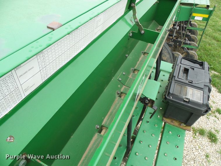 image for item DG5596 Great Plains 706NT no-till grain drill