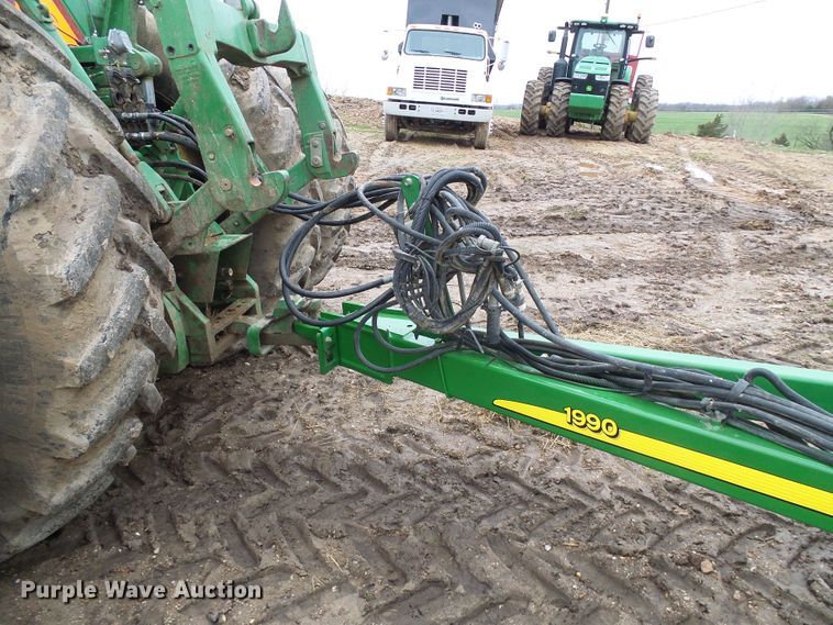 image for item DG5597 2009 John Deere 1990 CCS air seeder